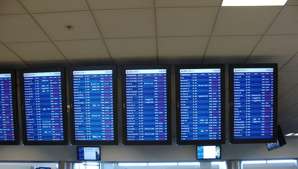 Delta Air Lines cancels over 800 flights from Atlanta